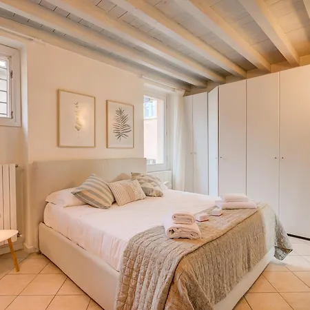 Appartement Borgo Antico Cisano With Pool - Happy