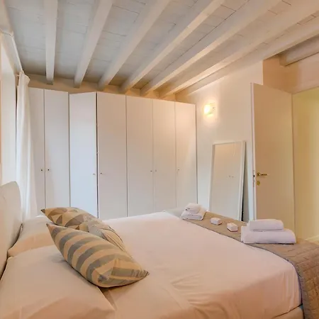 Appartement Borgo Antico Cisano With Pool - Happy San Felice del Benaco