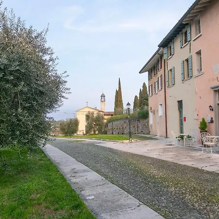 Borgo Antico Cisano With Pool - Happy Appartement